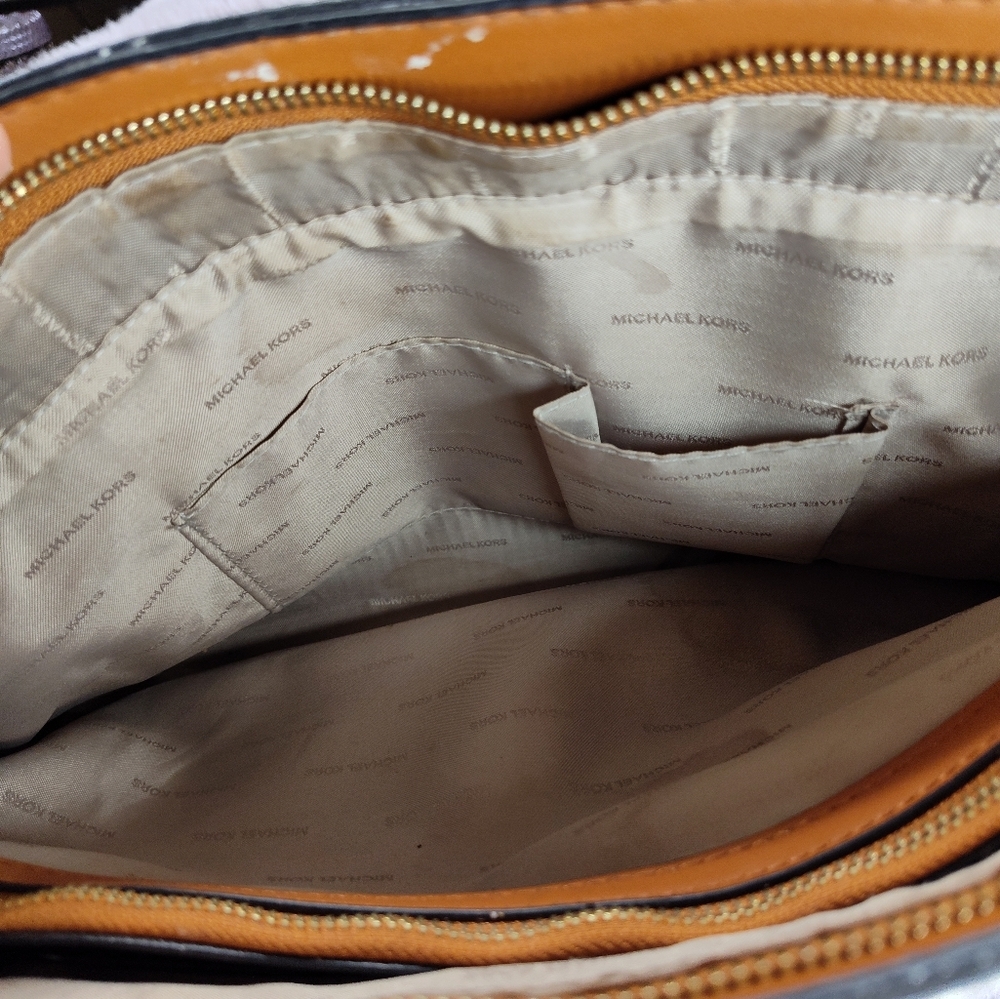 Michael Kors Voyager Two Tone Logo Tote Bag - Picture 9 of 15